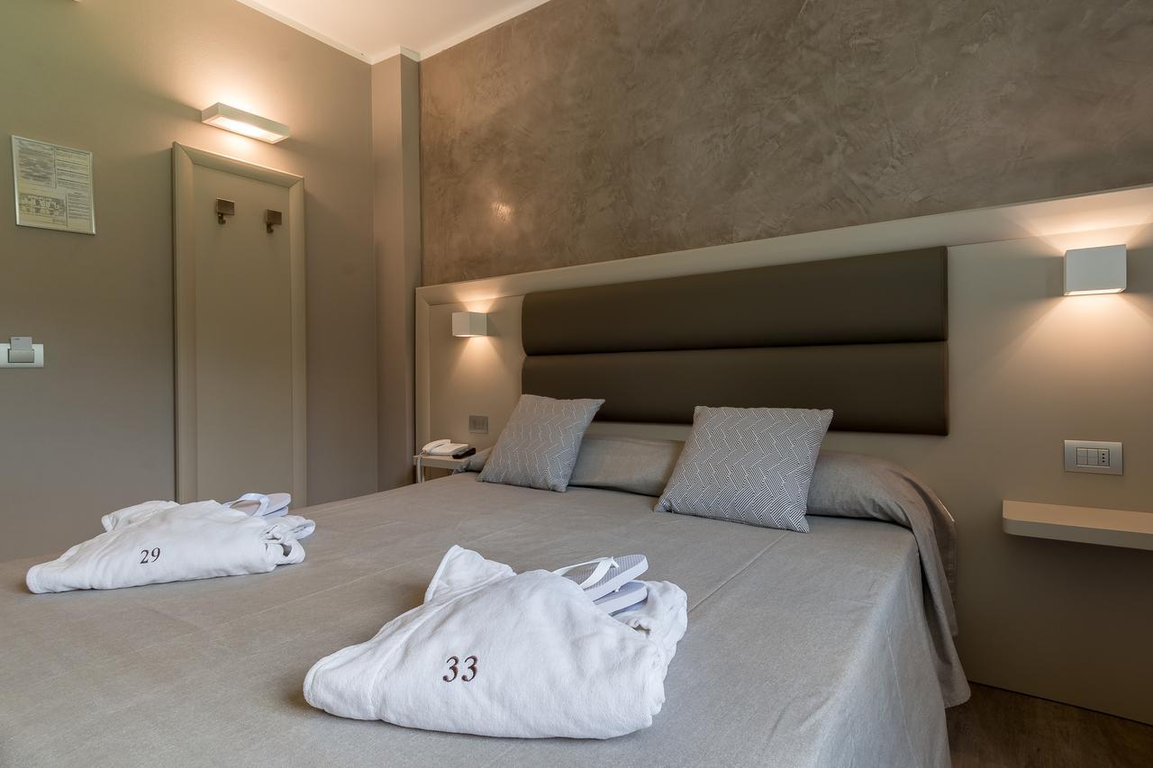 Hotel 4 Venti Spa & Wellness Сестри-Леванте Экстерьер фото